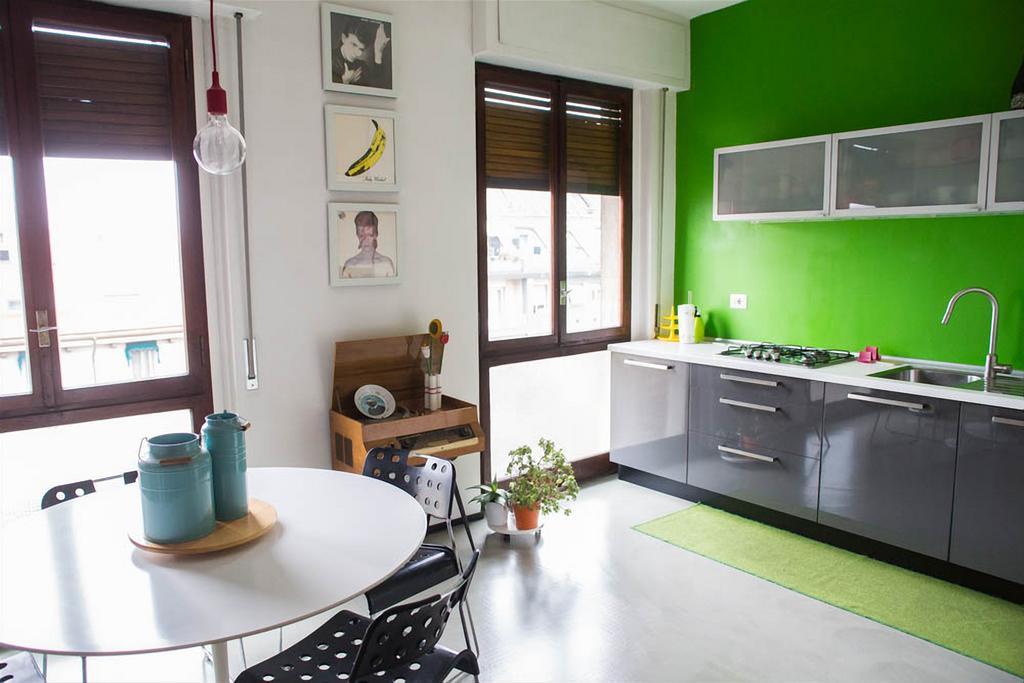 Lorenteggio Business Apartment Milan Bagian luar foto
